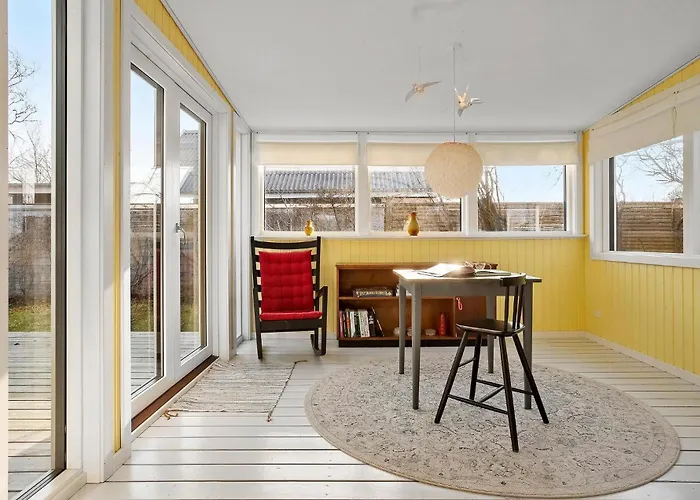 Semesterbostad 3 Bedroom Pet Friendly In *